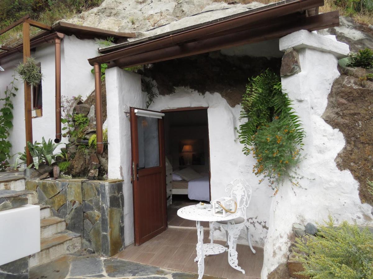 La Cueva De Angel B&B Firgas Bagian luar foto